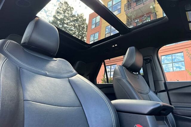 Certified 2023 Ford Explorer ST w/ Equipment Group 401A image 15