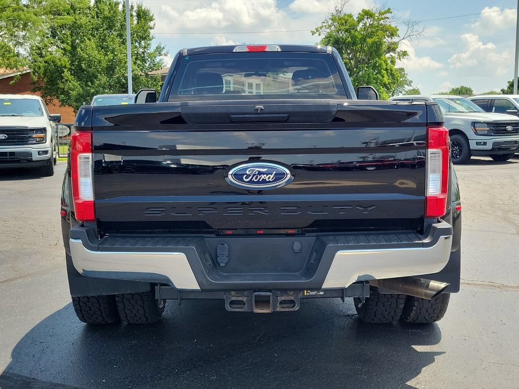 Certified 2019 Ford F350 XL w/ STX Appearance Package AWD/4WD image 5