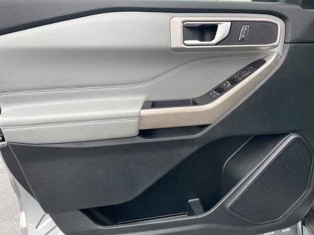 Certified 2022 Ford Explorer XLT w/ Equipment Group 202A image 24