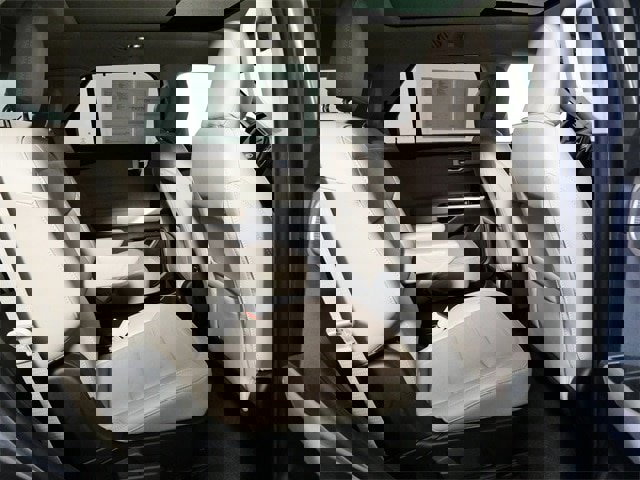 Certified 2023 Ford Explorer Limited w/ Equipment Group 301A image 12