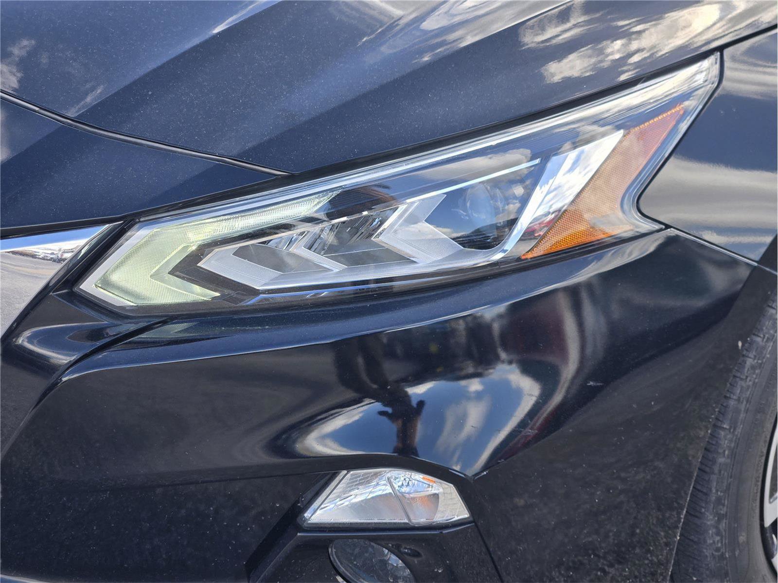 Used 2019 Nissan Altima 2.5 SL FWD image 10