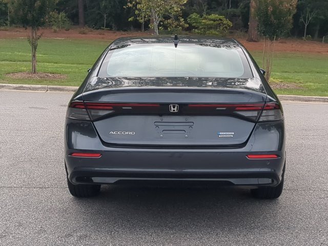 Used 2023 Honda Accord Touring image 5
