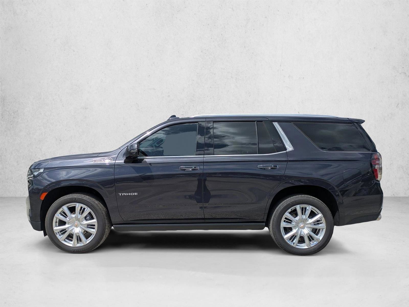 Used 2022 Chevrolet Tahoe High Country AWD/4WD image 8