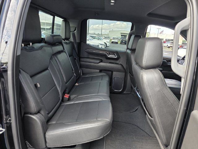 Used 2023 GMC Sierra 1500 SLT RWD image 32