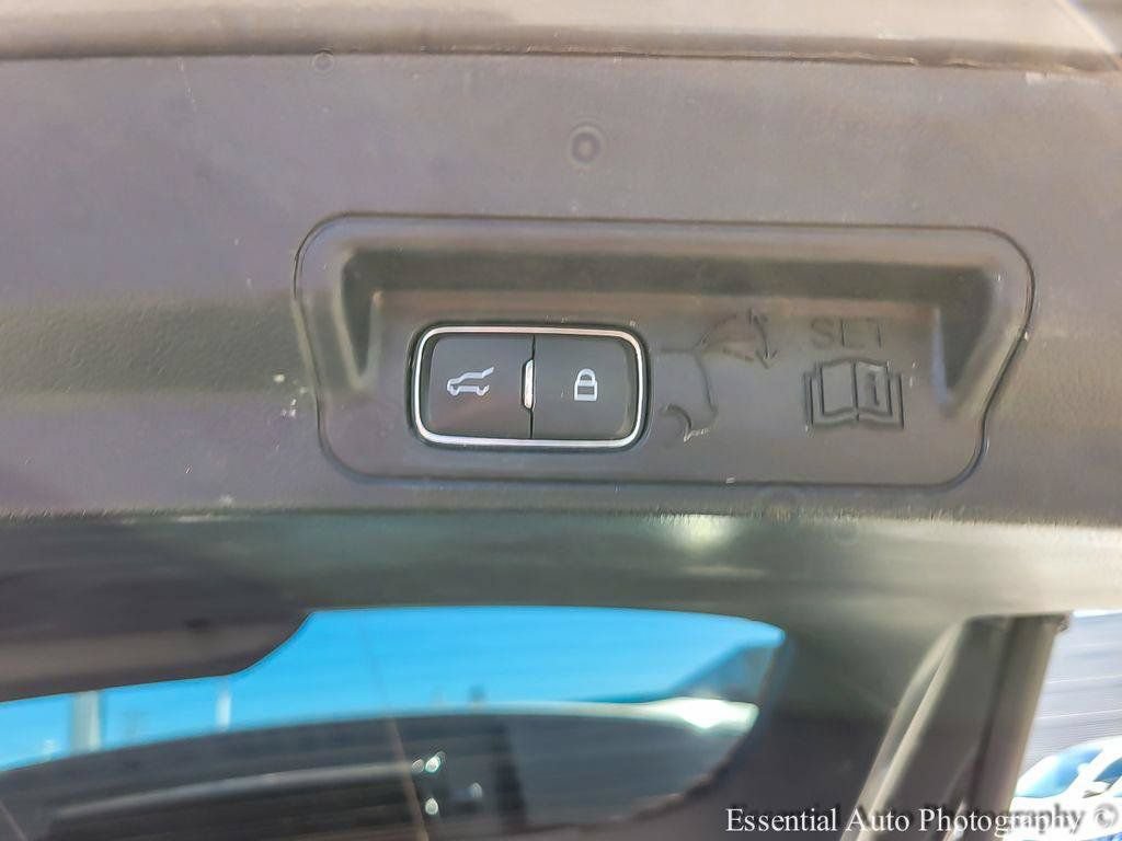Certified 2025 Ford Explorer ST AWD/4WD image 24