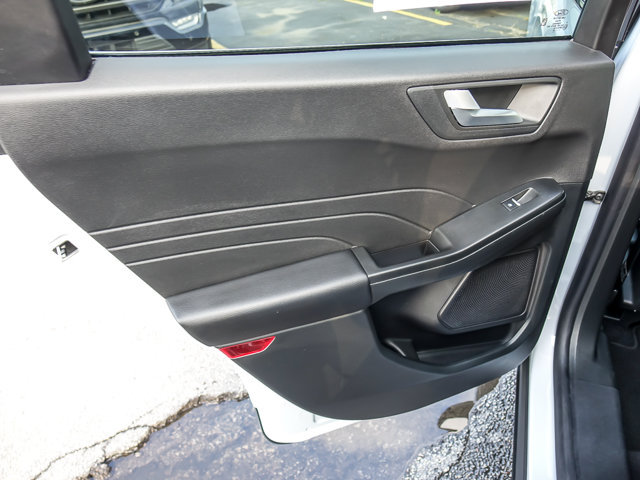 Certified 2025 Ford Escape Platinum AWD/4WD image 22