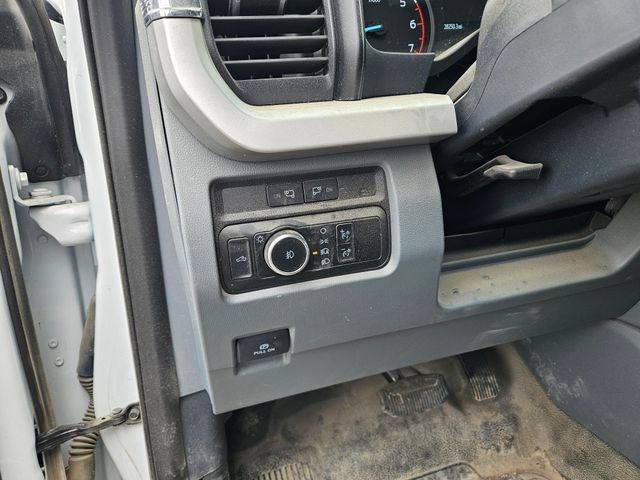 Certified 2024 Ford F350 XLT w/ 360-Degree Camera Package image 16