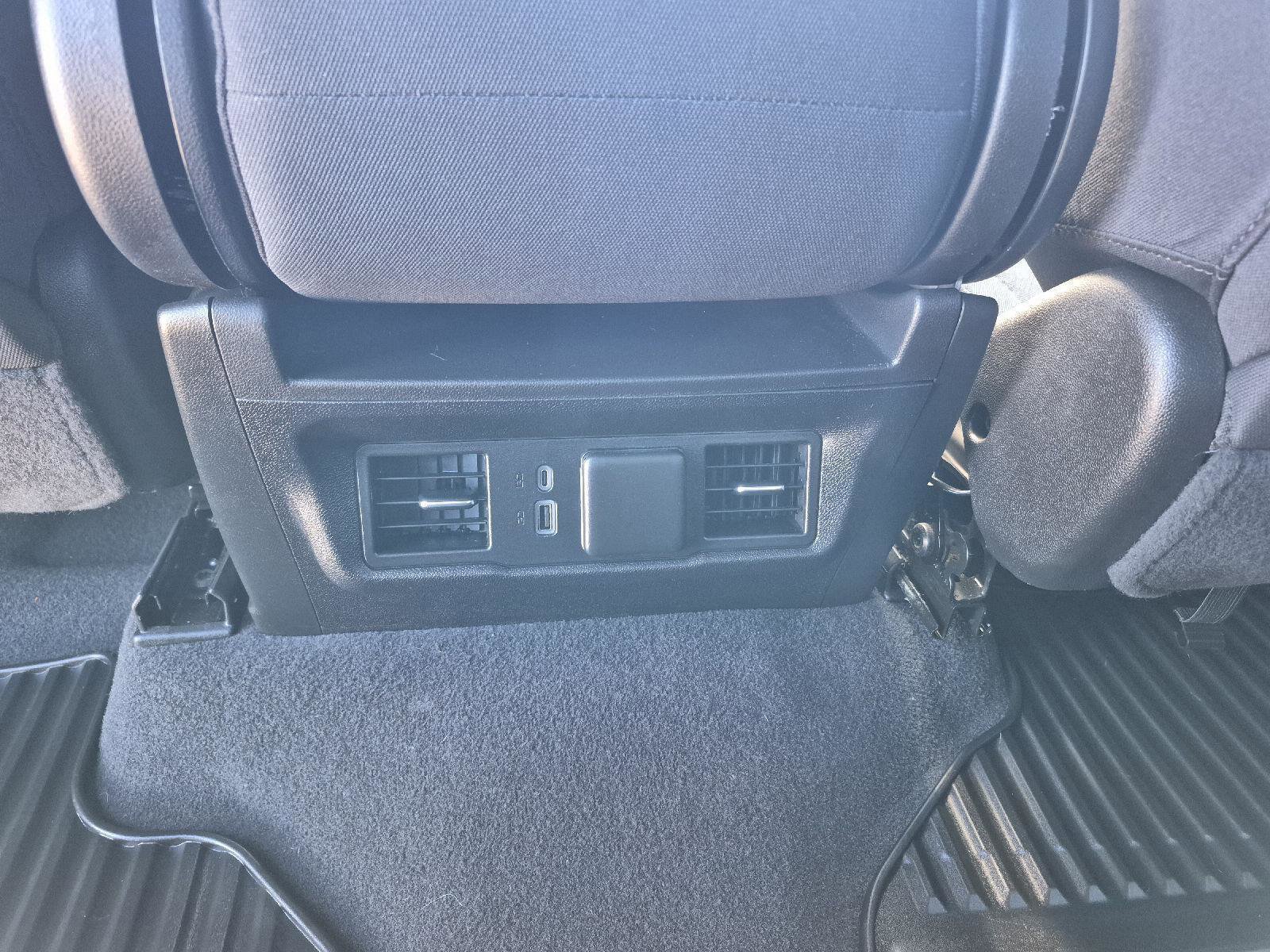 Used 2024 GMC Sierra 2500 SLE w/ SLE Value Package; image 21