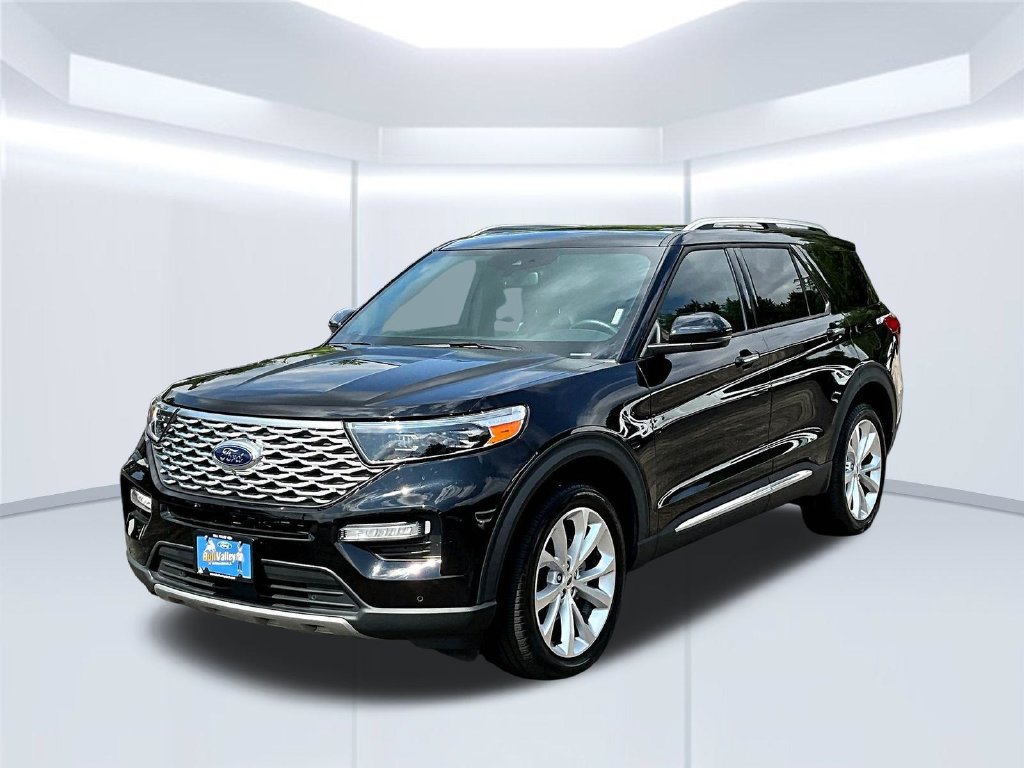 Certified 2024 Ford Explorer Platinum w/ Technology Package AWD/4WD image 4