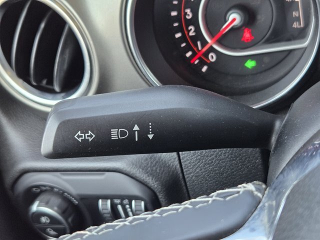 Used 2020 Jeep Gladiator Rubicon w/ Dual Top Group AWD/4WD image 26