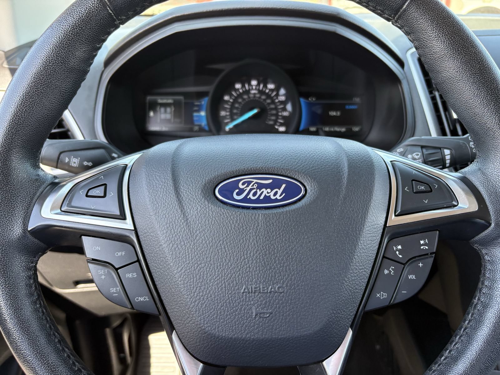 Certified 2024 Ford Edge SEL AWD/4WD image 36