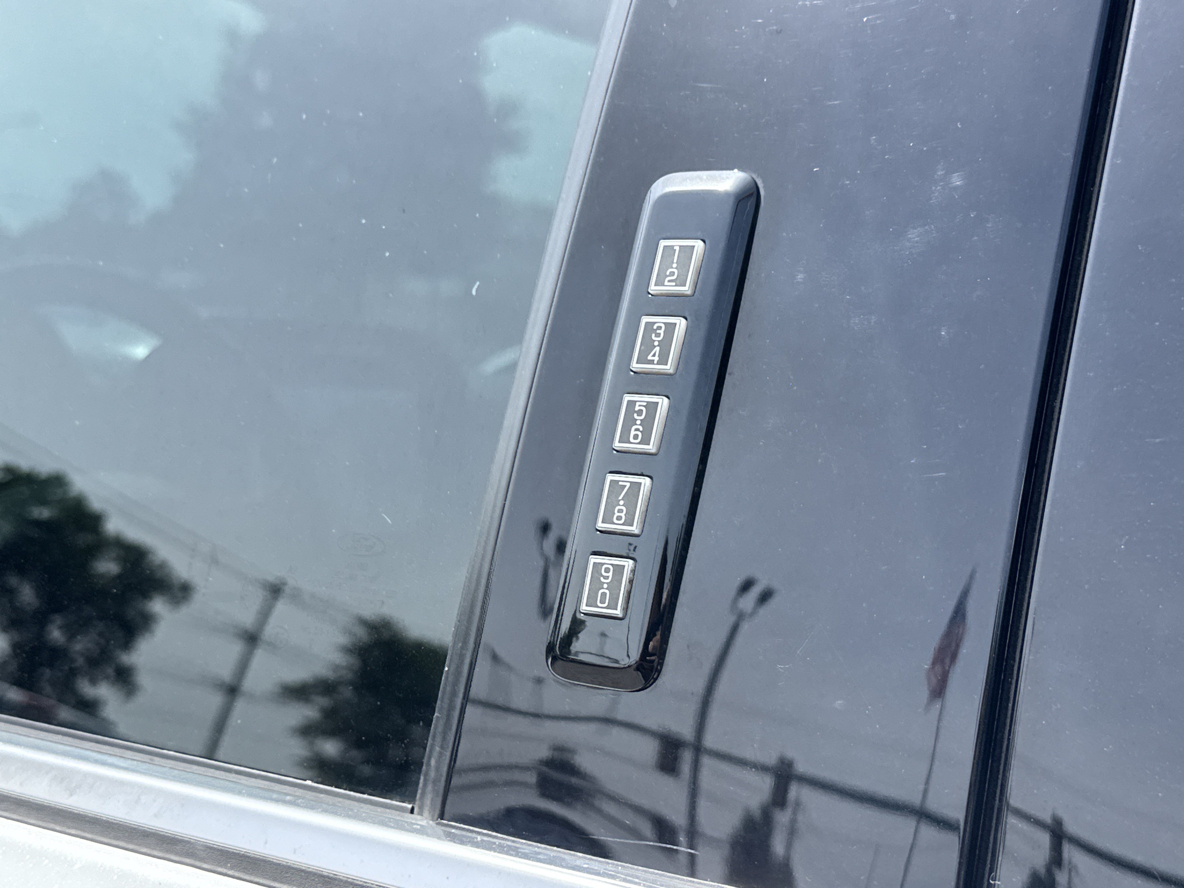 Certified 2021 Ford F150 Platinum w/ Equipment Group 701A High AWD/4WD image 4