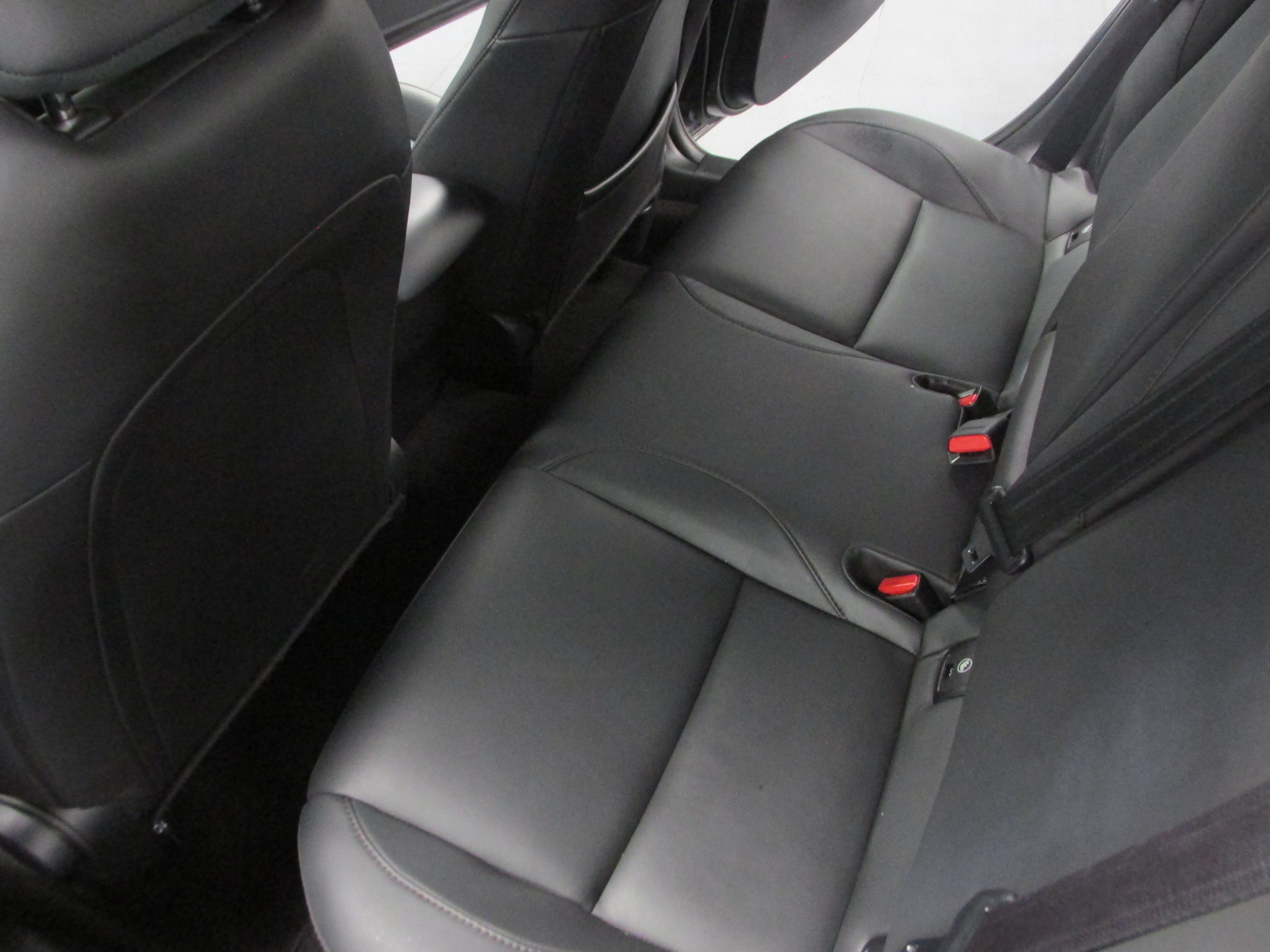 Used 2024 MAZDA MAZDA3 s FWD image 23