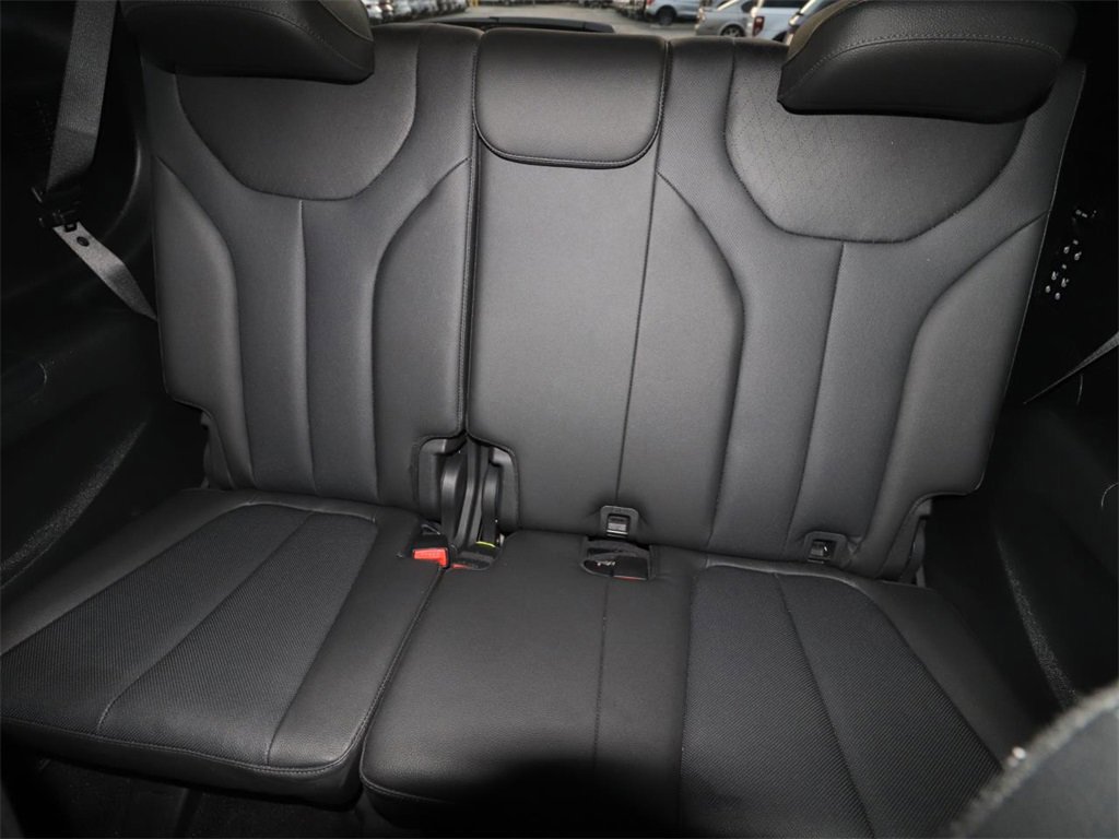 Used 2022 Hyundai Palisade SEL w/ Premium Package image 15