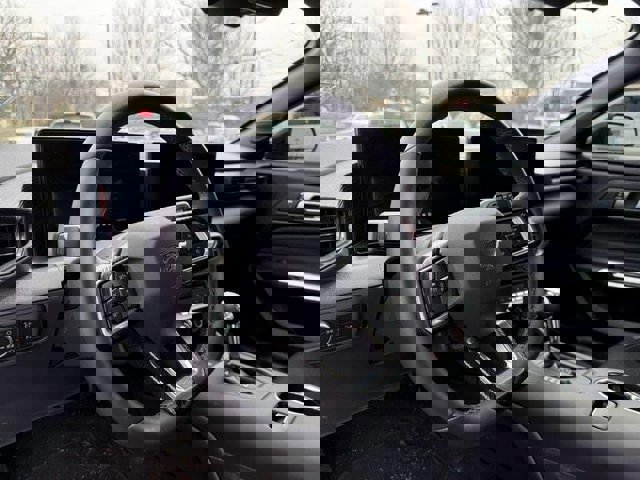 Certified 2025 Ford Mustang Coupe image 5