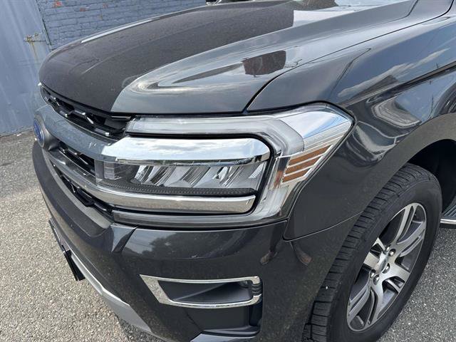 Certified 2023 Ford Expedition Limited RWD image 5