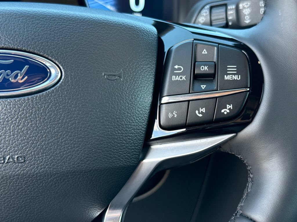 Certified 2026 Ford Explorer Platinum RWD image 17