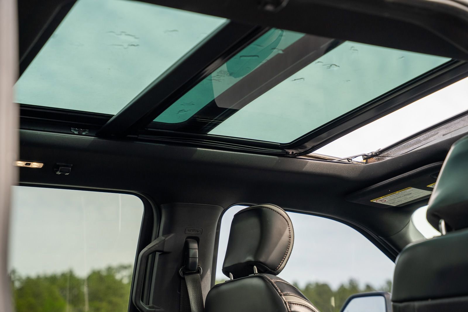 Certified 2019 Ford F250 Platinum w/ Platinum Ultimate Package image 32