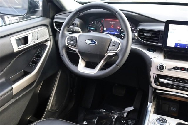 Certified 2023 Ford Explorer XLT w/ Equipment Group 202A image 26