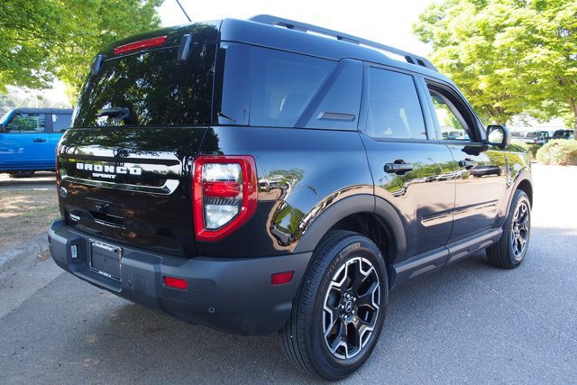 Certified 2025 Ford Bronco Sport Outer Banks w/ Outer Banks Tech Package+ AWD/4WD image 7