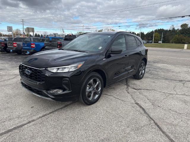 Certified 2023 Ford Escape ST-Line w/ Tech Pack #1 image 4