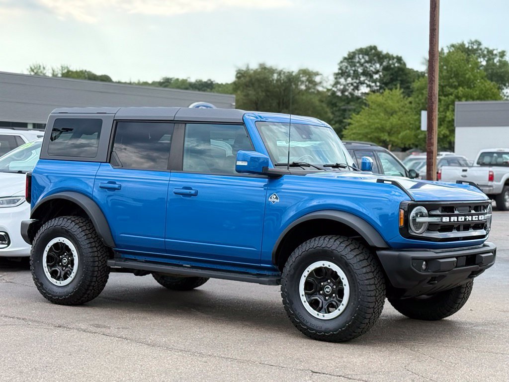 Certified 2023 Ford Bronco Outer Banks w/ Sasquatch Package AWD/4WD image 31
