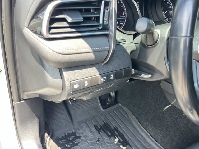 Used 2023 Toyota Camry SE w/ Convenience Package FWD image 34