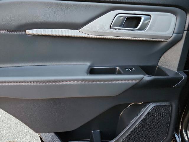 Certified 2026 Ford Explorer Active w/ Active Comfort Package RWD image 28