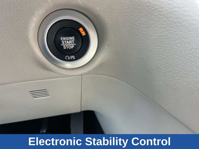 Used 2023 Chrysler Pacifica Touring-L FWD image 42
