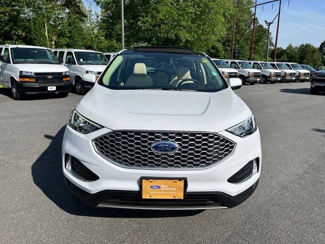 Certified 2023 Ford Edge SEL w/ Convenience Package AWD/4WD image 3