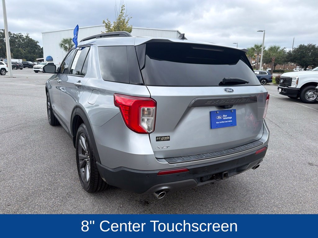 Certified 2022 Ford Explorer XLT w/ Equipment Group 202A RWD image 6