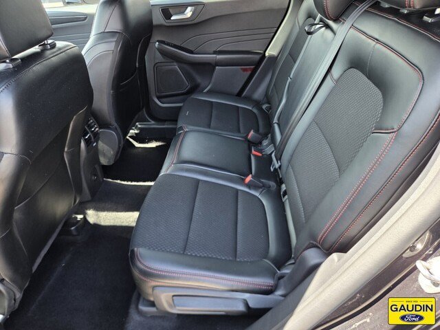 Certified 2025 Ford Escape ST-Line Select AWD/4WD image 12