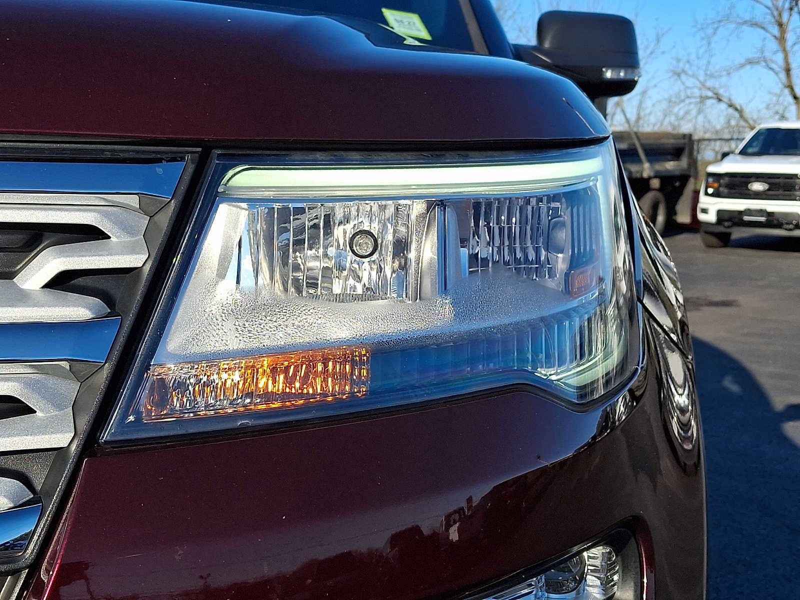 Certified 2019 Ford Explorer XLT w/ Equipment Group 202A image 9