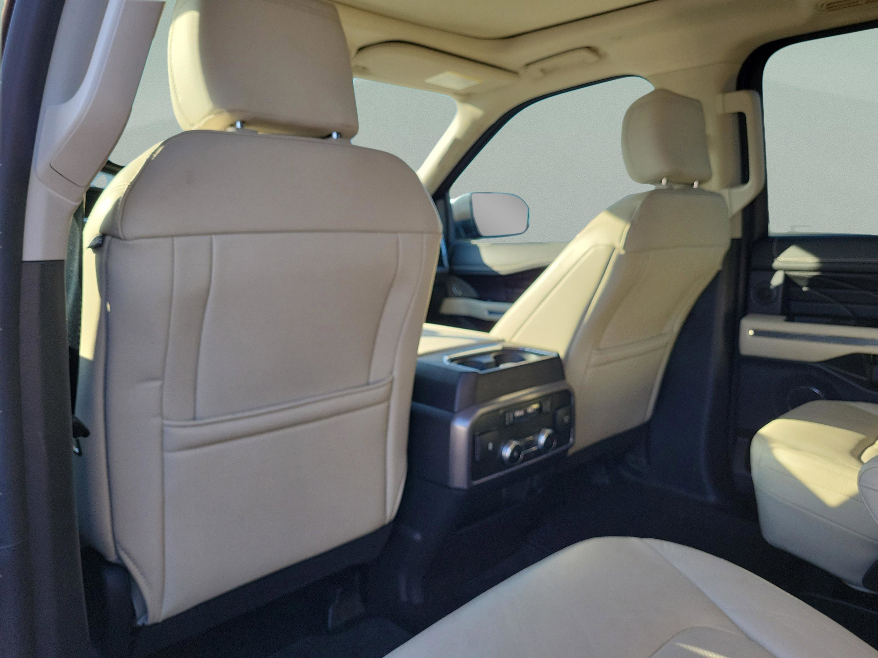 Certified 2018 Ford Expedition Platinum AWD/4WD image 14