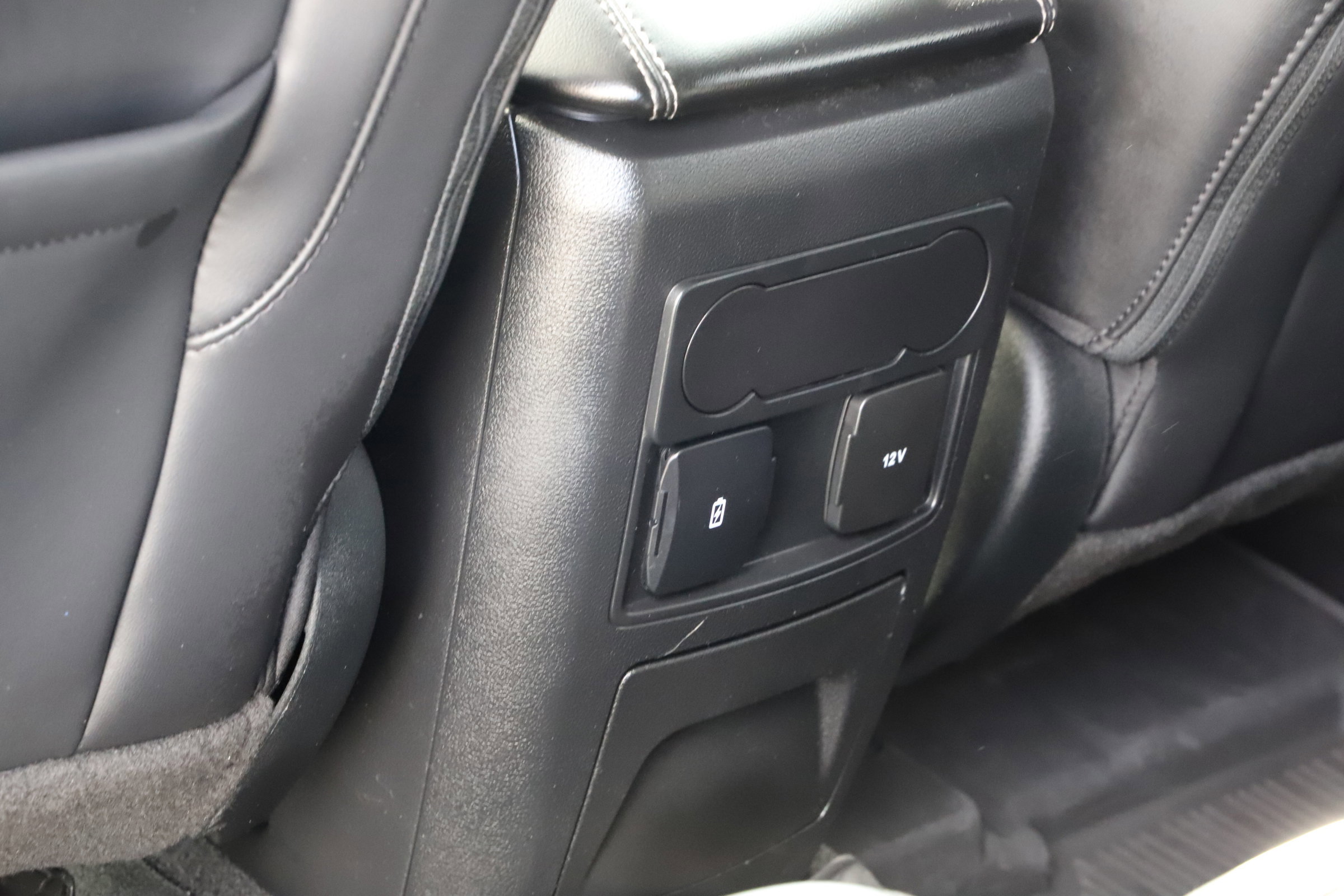 Certified 2023 Ford Explorer XLT w/ Equipment Group 202A image 19