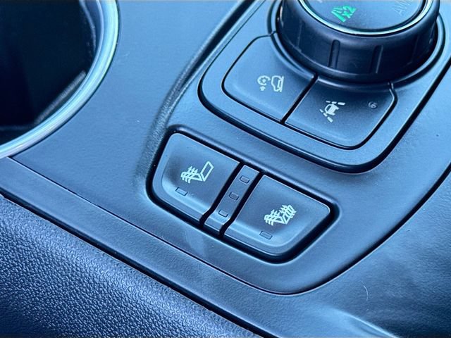 Used 2021 GMC Terrain SLE w/ Driver Convenience Package AWD/4WD image 23