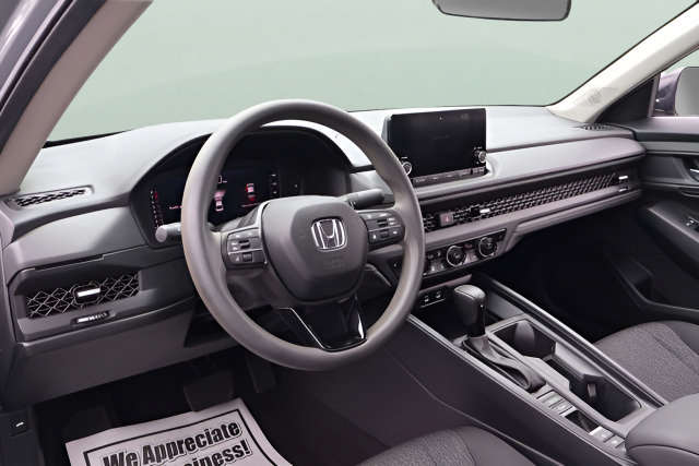 Used 2025 Honda Accord SE image 12