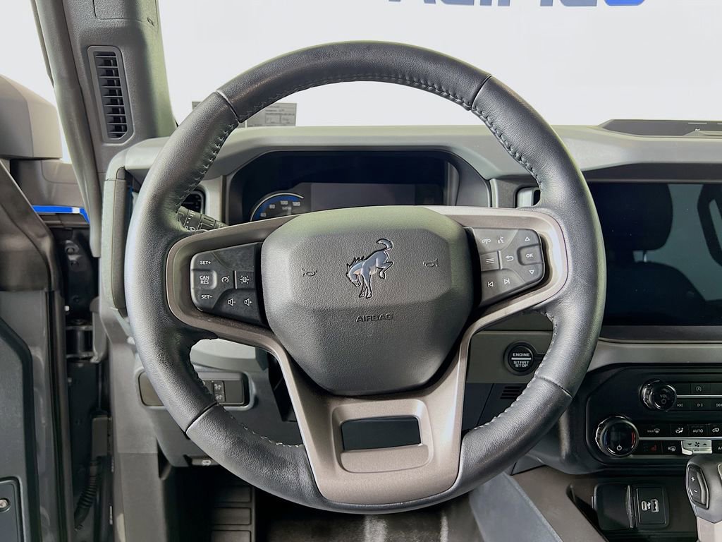 Certified 2024 Ford Bronco Black Diamond image 14