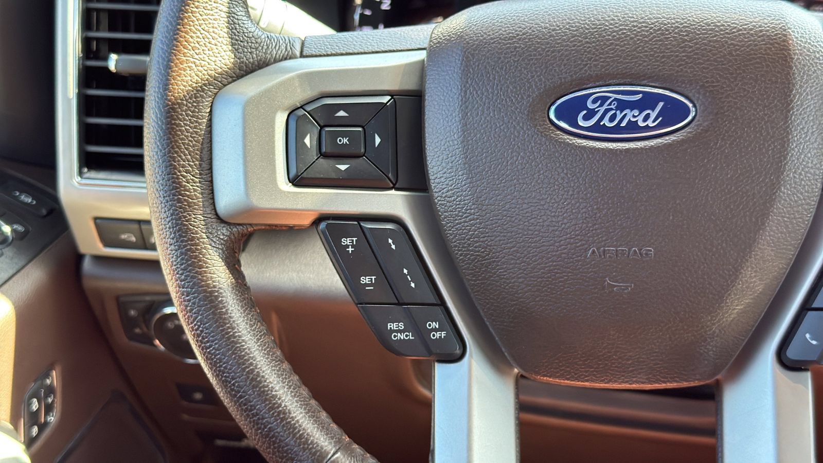 Certified 2022 Ford F350 King Ranch w/ King Ranch Ultimate Package AWD/4WD image 16