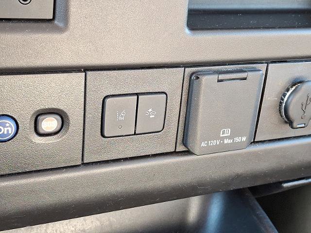 Used 2021 GMC Savana 3500 Extended w/ Power Convenience Package image 21