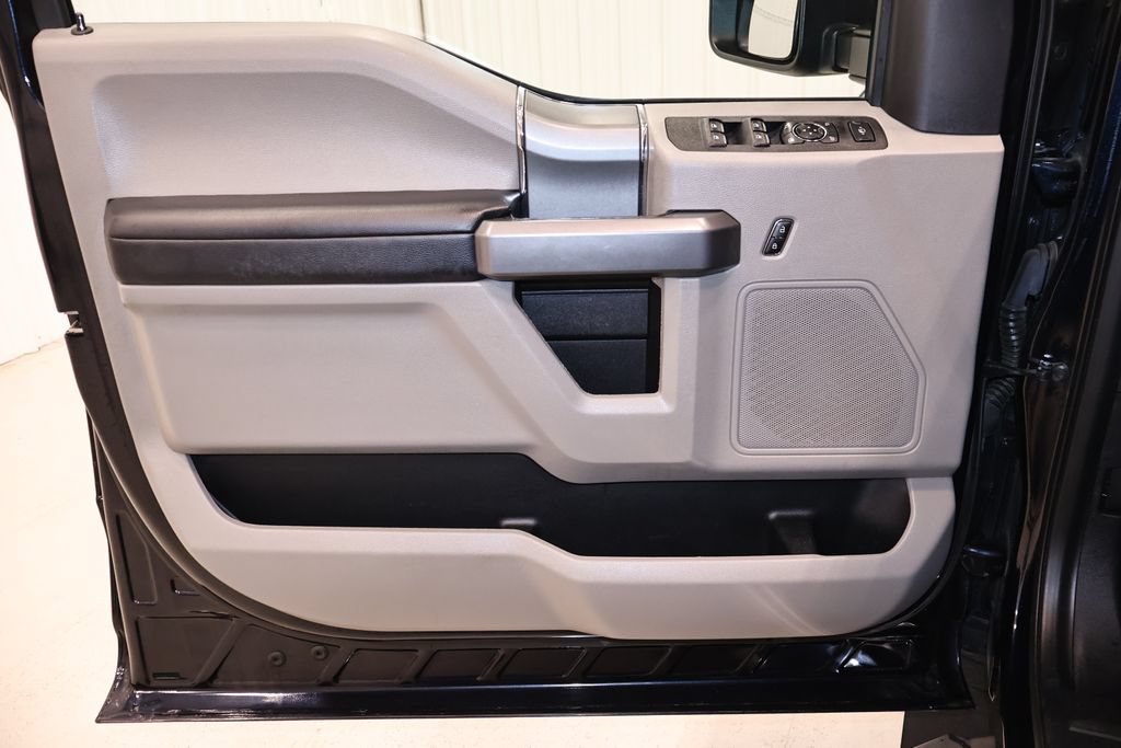 Certified 2021 Ford F250 XLT w/ XLT Premium Package AWD/4WD image 11