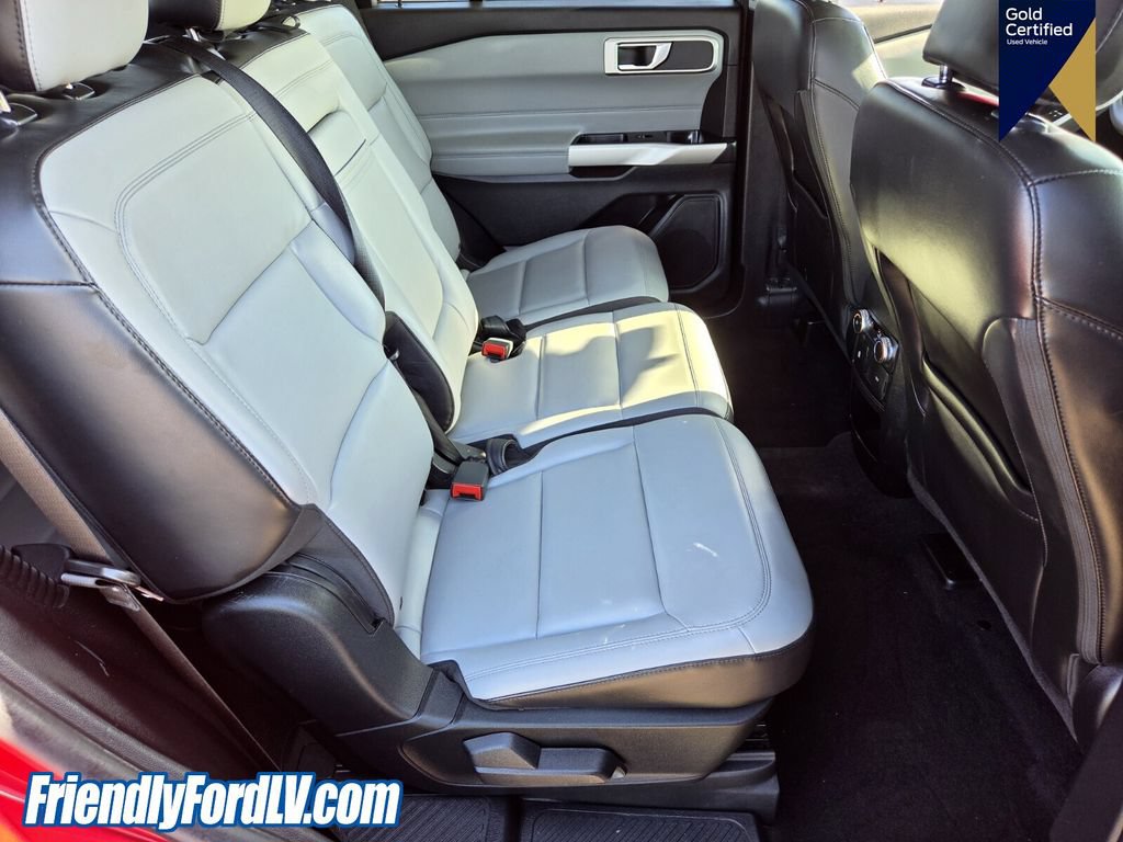 Certified 2021 Ford Explorer XLT w/ Equipment Group 202A RWD image 18