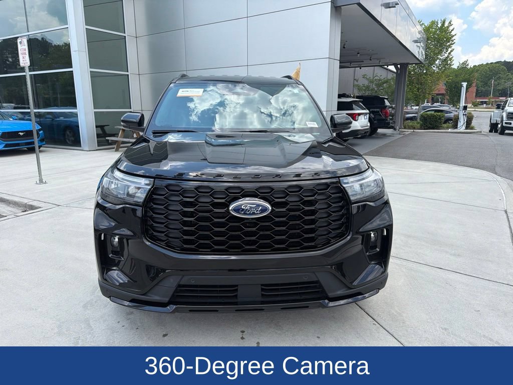Certified 2026 Ford Explorer ST-Line RWD image 3