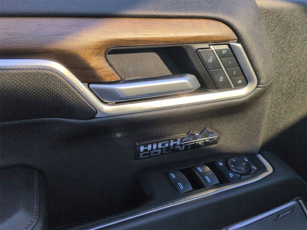 Used 2024 Chevrolet Silverado 1500 High Country w/ High Country Premium Package image 10
