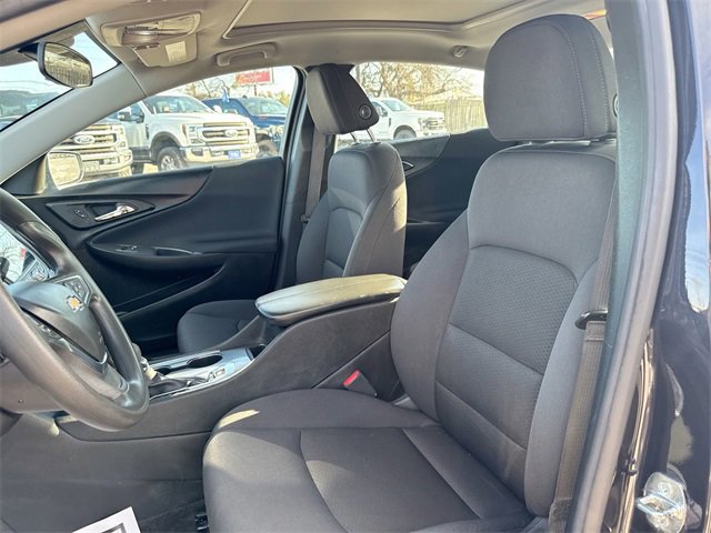 Used 2023 Chevrolet Malibu LT image 17