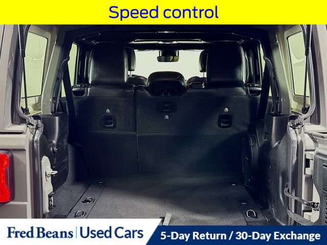 Used 2022 Jeep Wrangler Unlimited Rubicon w/ Steel Bumper Group image 34