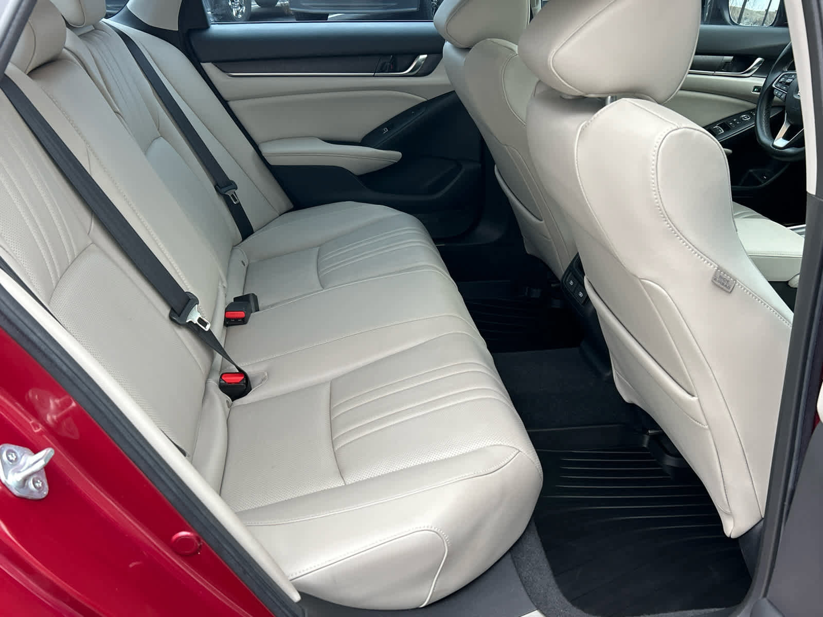 Used 2022 Honda Accord Touring image 24