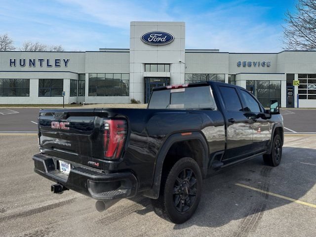 Used 2024 GMC Sierra 2500 AT4 w/ AT4 Premium Plus Package AWD/4WD image 4
