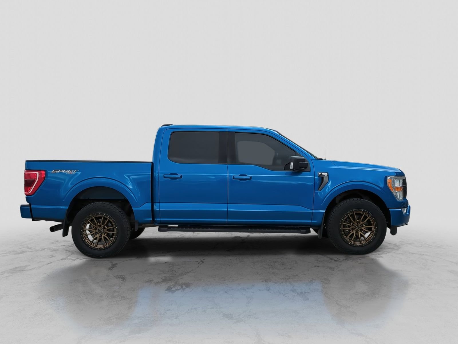 Certified 2021 Ford F150 XLT w/ Equipment Group 301A Mid AWD/4WD image 9