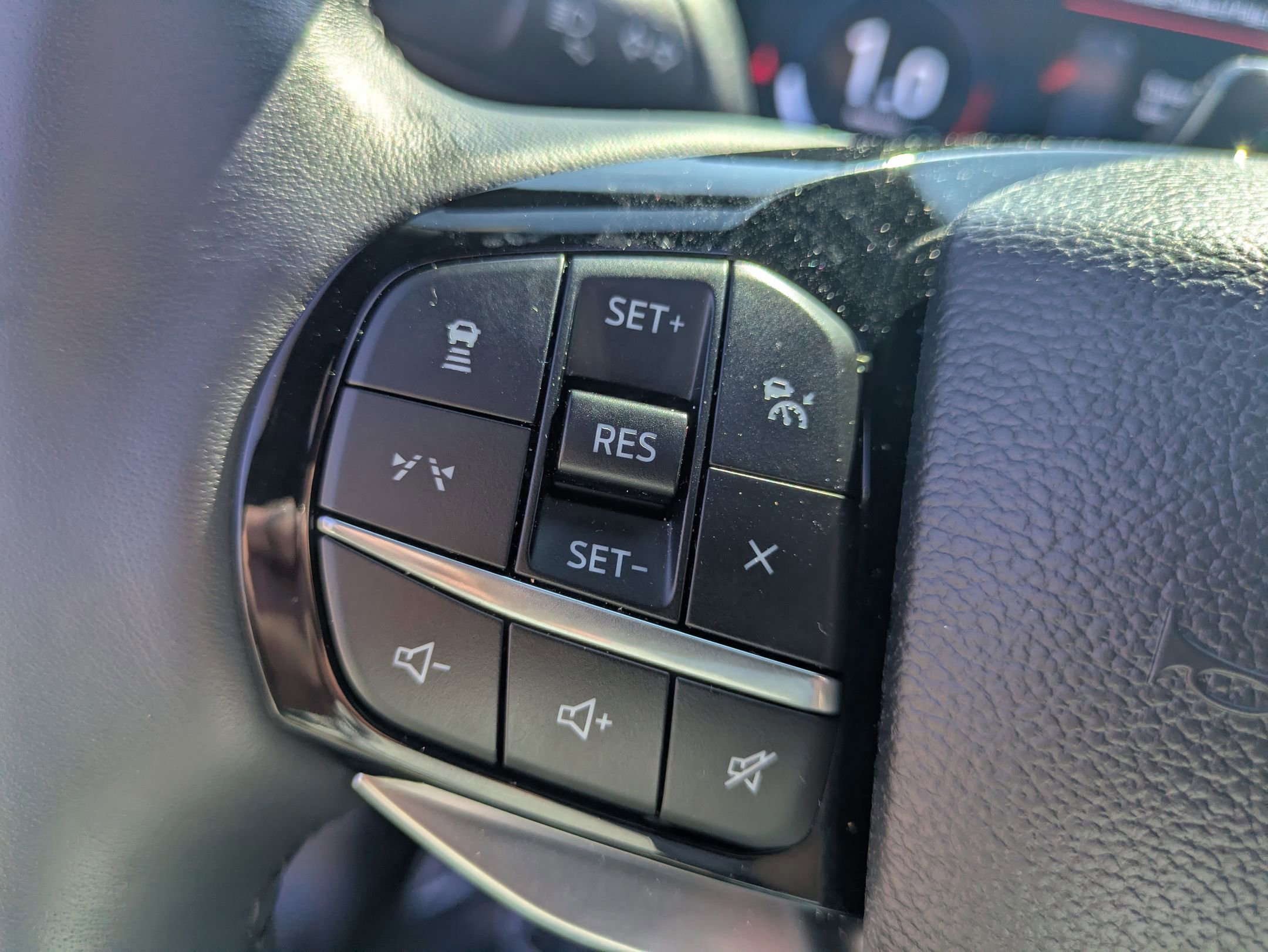 Certified 2025 Ford Explorer Platinum w/ Ultimate Package image 16